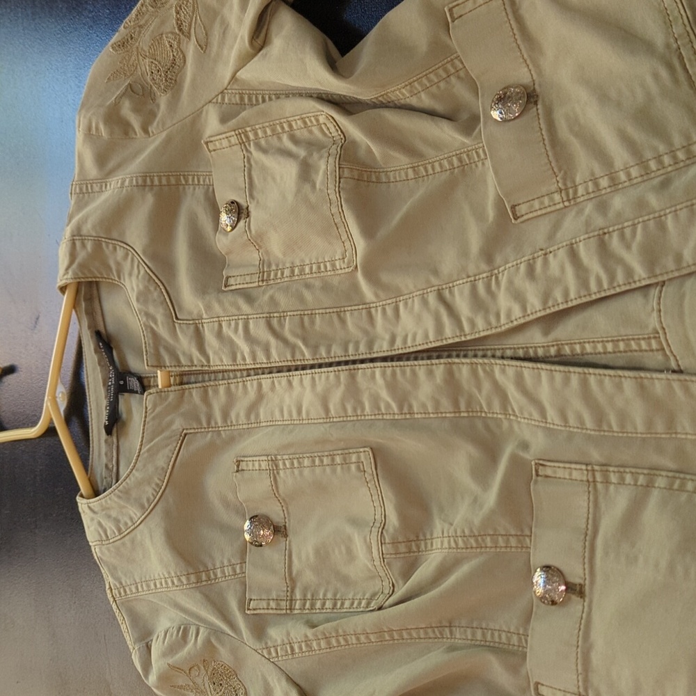 White house black market jacket sage green new wot